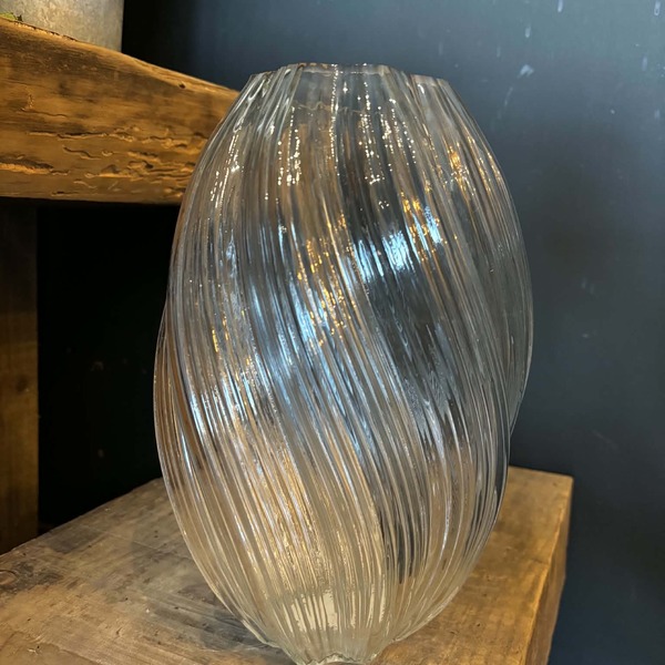 Vase 2